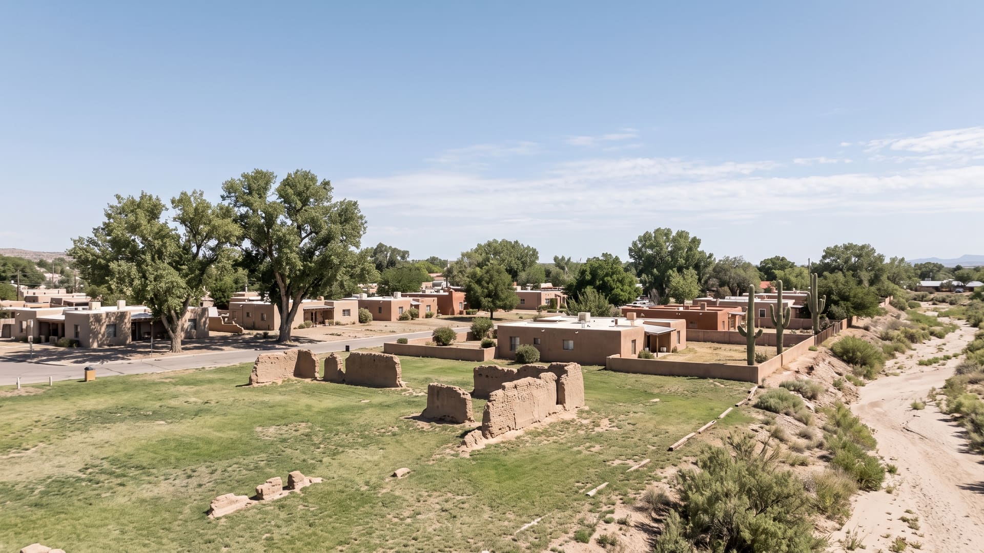 Fort Lowell, Tucson, AZ — Urban neighborhood with TUSD (Whitmore Elementary, Dodge Traditional Magnet Middle, Catalina High) schools. Avg. sale price $489,000.