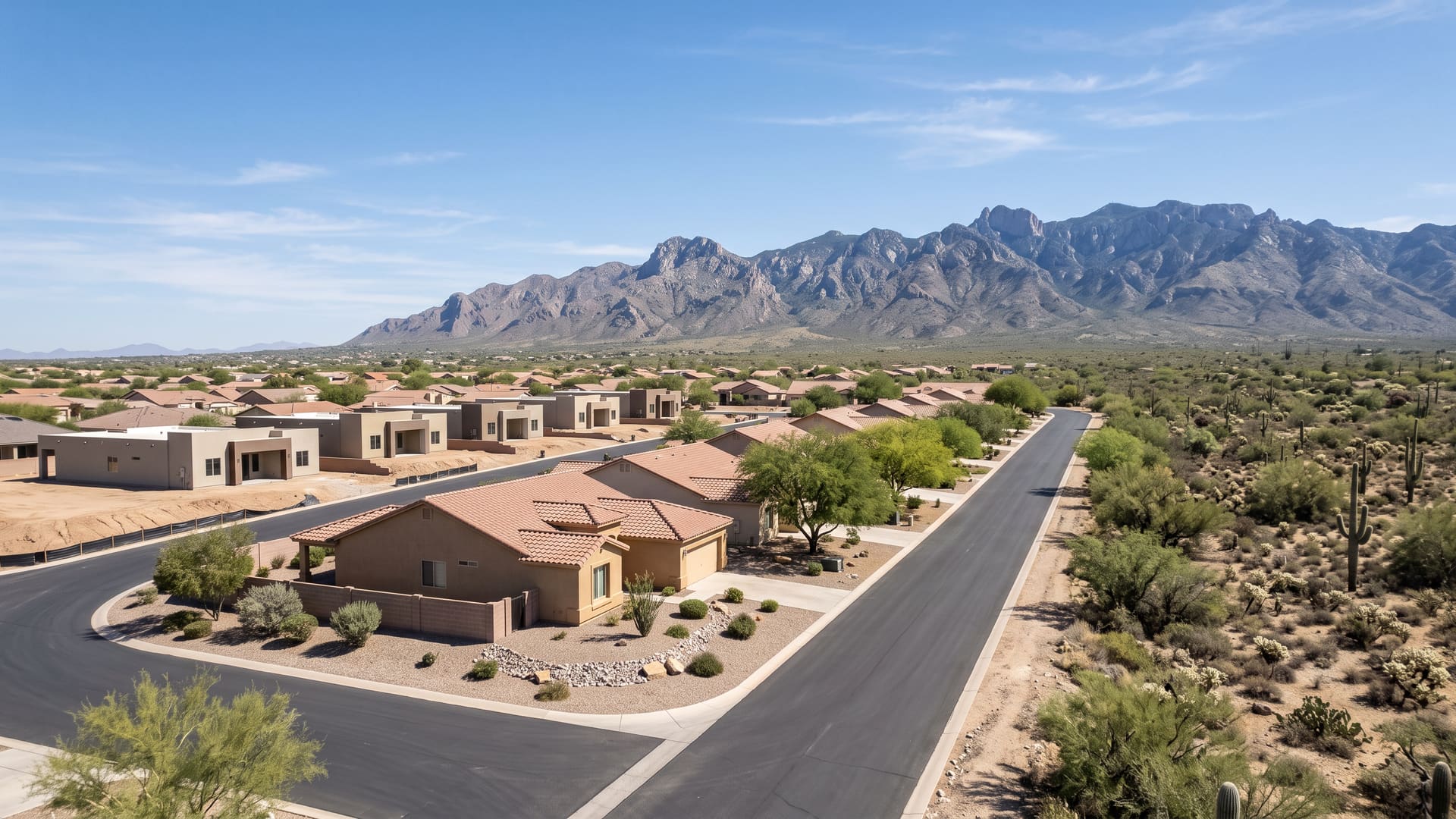 Houghton, Tucson, AZ — Suburban neighborhood with Tucson Unified School District schools. Avg. sale price $482,000.