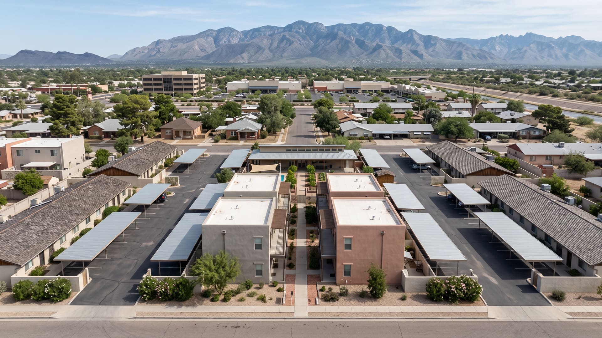 Limberlost, Tucson, AZ — Urban neighborhood with Amphitheater USD (Rio Vista Elementary, Amphitheater High) schools. Avg. sale price $290,000.